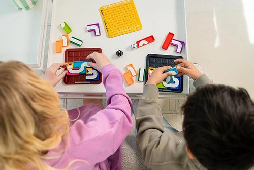 Genios Conectados - Juego de Lógica y Velocidad Con Dados Para Dos Jugadores, Para Mayores De 8 Años